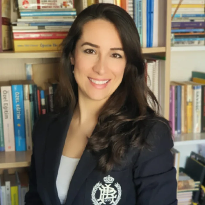 Dr. Ayşegül İşlekeller
